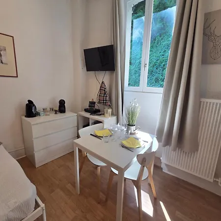 De Charme A Uriage Les Bains Апартаменты Saint-Martin-d'Uriage